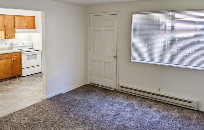 132 168 SUNSET AVE N