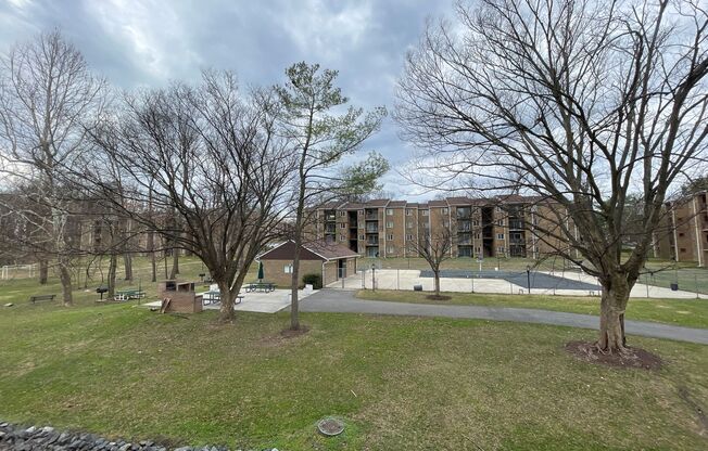 3 beds, 2 baths, 1,152 sqft, $2,350, Unit 14225 #103