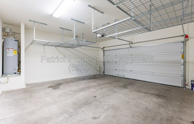 3 beds, 2 baths, 1,364 sqft, $1,900