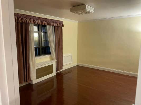 1 bed, 1 bath, 700 sqft, $2,200, Unit B