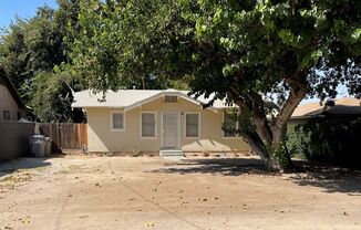 Affordable 1 bedroom 1 bathroom home on Marks and McKinley.