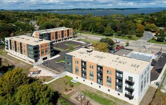 Now Leasing - Harbor View Apartments!