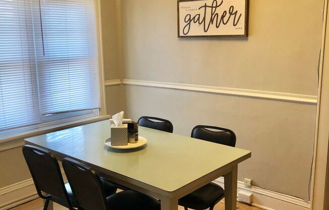 1 bed, 1 bath, 700 sqft, $1,195, Unit 205