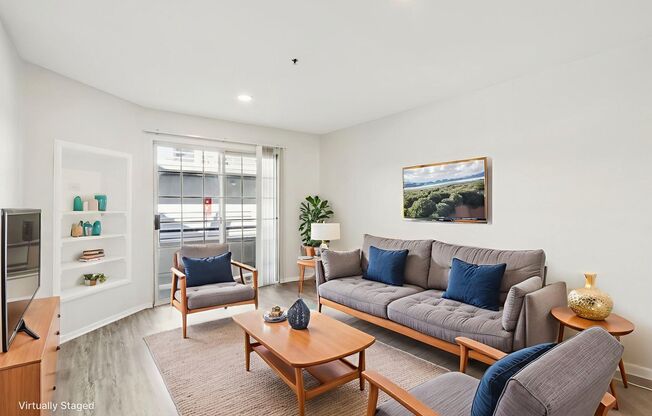 1 bed, 1 bath, 700 sqft, $1,948, Unit 405