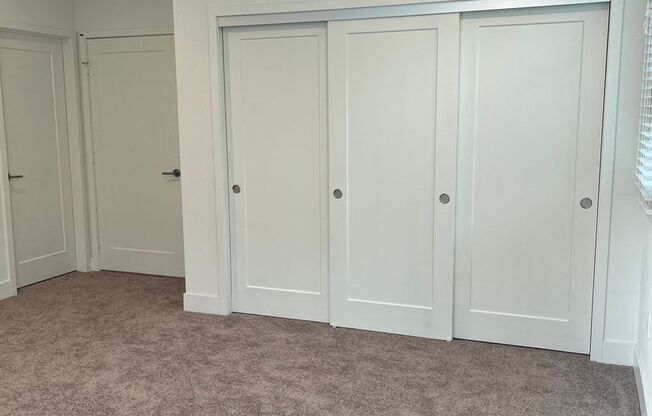 2 beds, 2.5 baths, 1,349 sqft, $4,700, Unit 123