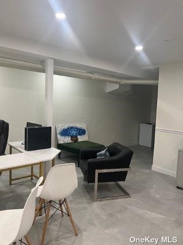 Studio, 1.5 baths, 1,200 sqft, $3,500