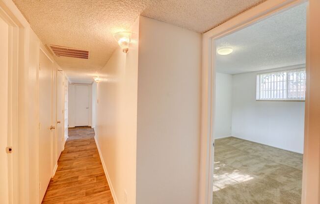 3 beds, 2 baths, 1,330 sqft, $1,950, Unit 75603b