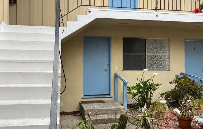 818 Sunset Drive