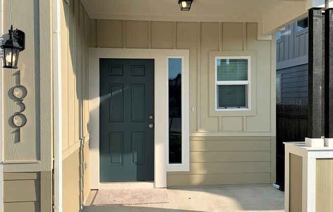 4-bedroom Home in Vistas of Austin Community- South Austin