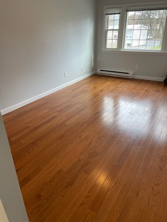 8 GROTON HARVARD RD
