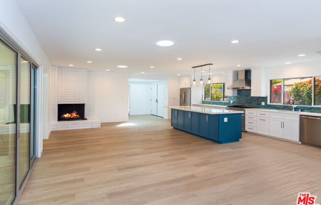 13307 WESTCOVE DR