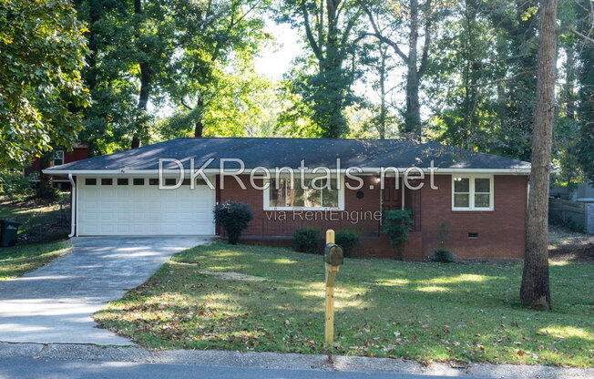 3 beds, 2 baths, 1,160 sqft, $1,900