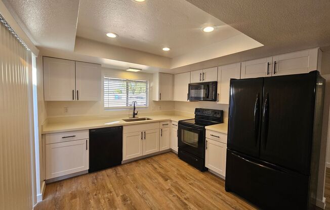 3 bd with office -N. Phx - 1 story single family home - Remodeled!