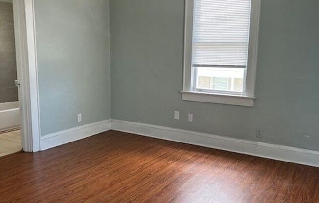 1 bed, 1 bath, $1,400