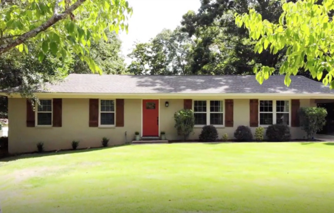 Precious House in Opelika!