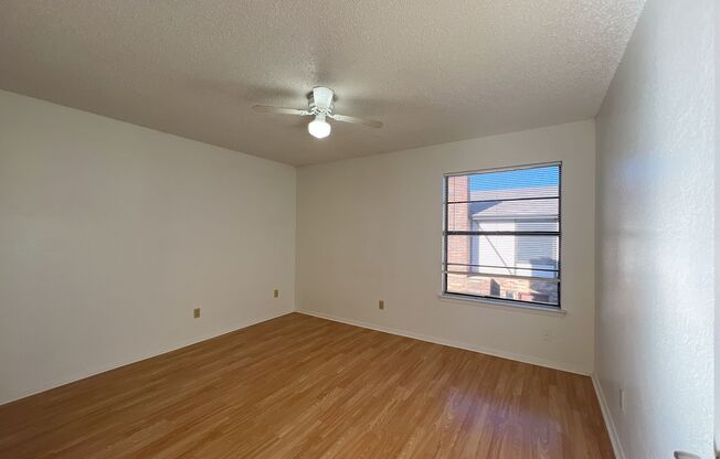 2 beds, 1.5 baths, 1,000 sqft, $1,150, Unit 4928 Diaz Unit 3