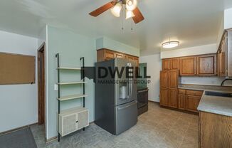 3 beds, 2 baths, $2,000, Unit # NORTHWEST