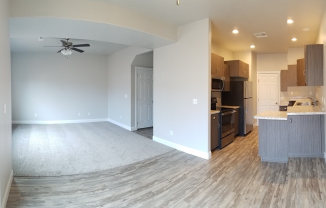 3 bed -2.5 bath - Newer townhome in the heart of Cedar City!