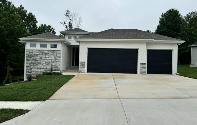 1505 SW HEARTWOOD DR