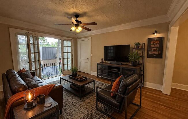1 bed, 1 bath, 767 sqft, $1,795, Unit 950-12