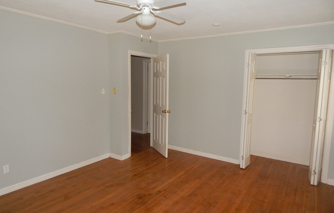 3 beds, 2 baths, $2,000