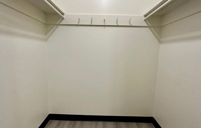 Studio, 1 bath, $805, Unit 107