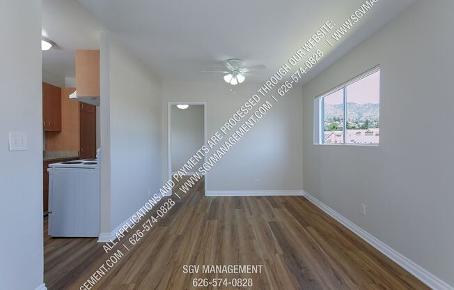 2 beds, 1 bath, $2,250, Unit 15