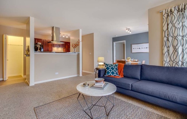 220 LINCOLN OAKS DR