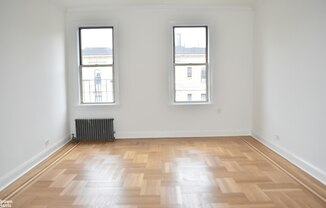 482 FT WASHINGTON AVE