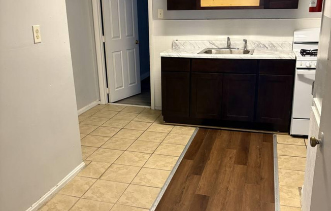 Akings - 5133 Irving St