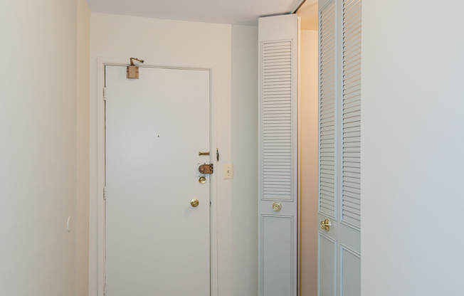 1 bed, 1 bath, 600 sqft, $1,895, Unit 526