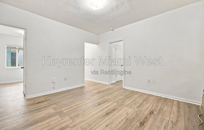976 NORTHWEST 6 ST