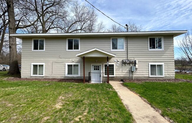 Five Lakes Apartments