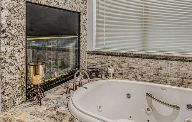Luxurious home with private pool on Painted Desert Golf Course
