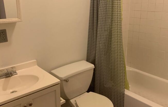 3 bedroom home on quiet block