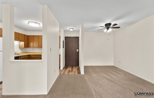 2 beds, 2 baths, 943 sqft, $1,145, Unit 2214-109