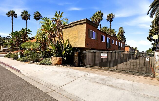 3 beds, 2 baths, $3,295
