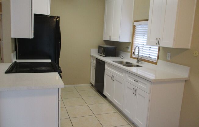 Very nice 2 bedroom 1.5 bath 1st floor condo