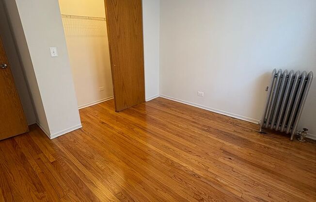 2 beds, 1 bath, 670 sqft, $1,200, Unit CA 133-2W