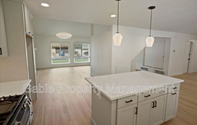 27073 LAS MANANITAS DR