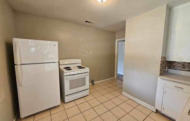 2bed 1 bath near VA Hospital