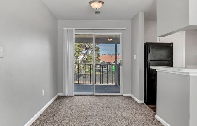 3 beds, 2 baths, 1,170 sqft, $1,205, Unit 601