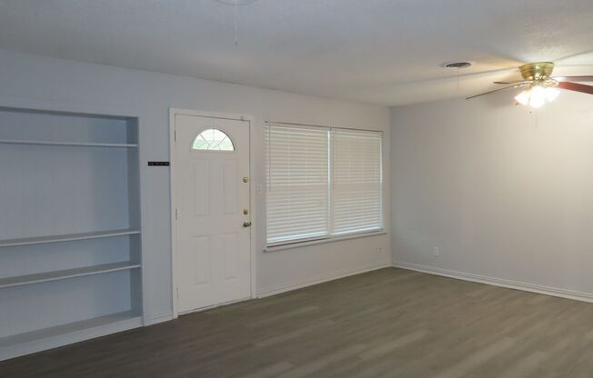 Newly Renovated 3 Bedroom Home in  South Tyler!
