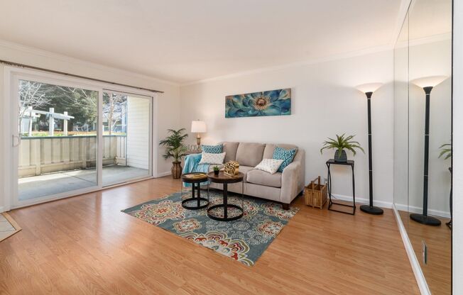 Excellent lower level Condo in Gated Warm Springs Neighborhood of Fremont