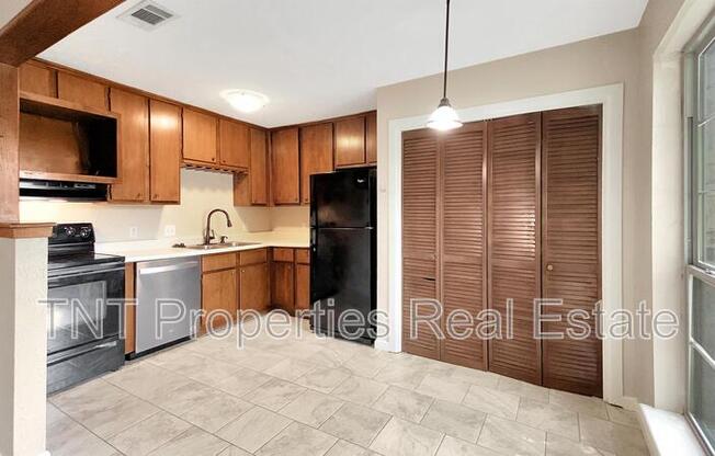 605 San Saba Court