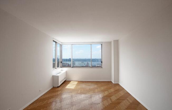 2 beds, 2 baths, 1,090 sqft, $6,700, Unit 27-E