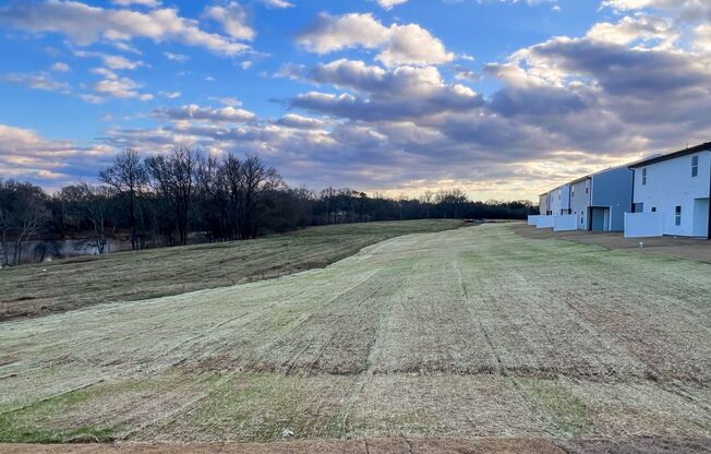 3 beds, 2.5 baths, 1,460 sqft, $1,595, Unit 326 Hummingbird Lane