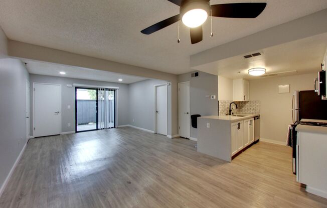 2 beds, 2 baths, 885 sqft, $2,931, Unit 22-254