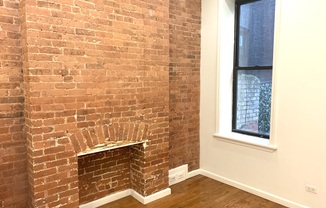 744 9 AVE