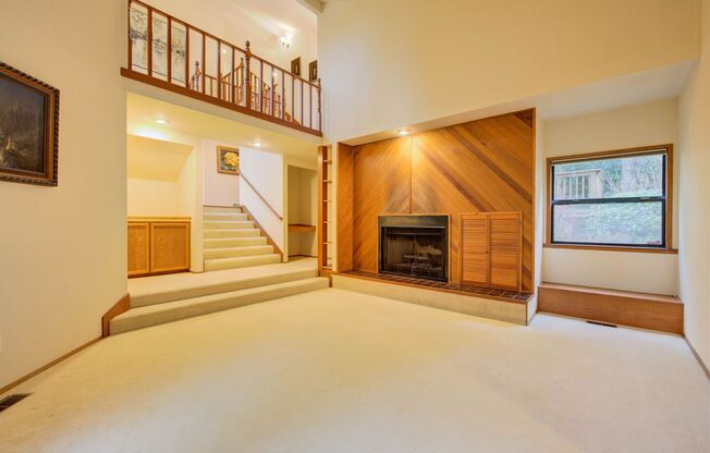 3 beds, 2.5 baths, $3,700